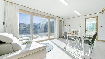 Gyeongju Nenugnam20 Hanok Pension