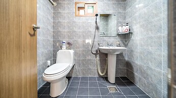 Gyeongju Nenugnam20 Hanok Pension