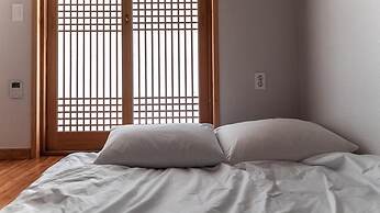 Gyeongju Nenugnam20 Hanok Pension