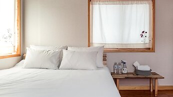 Gyeongju Nenugnam20 Hanok Pension