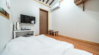 Gyeongju Nenugnam20 Hanok Pension