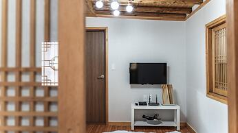 Gyeongju Nenugnam20 Hanok Pension