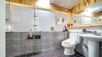 Gyeongju Nenugnam20 Hanok Pension