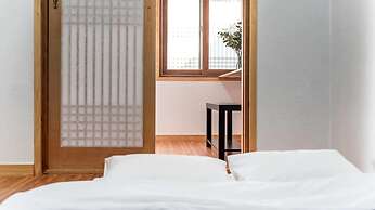 Gyeongju Nenugnam20 Hanok Pension