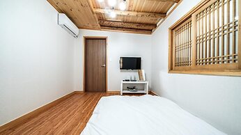 Gyeongju Nenugnam20 Hanok Pension