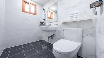 Yangyang Verit Pension