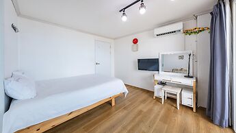 Yangyang Verit Pension