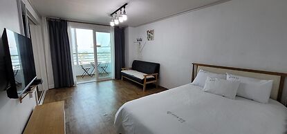 Yangyang Verit Pension