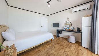 Yangyang Verit Pension