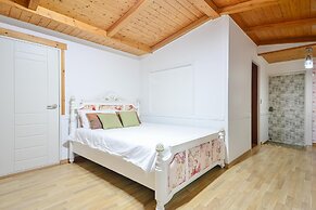 Geoje Gaonara Pension