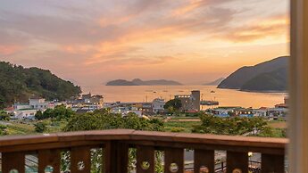 Geoje Gaonara Pension