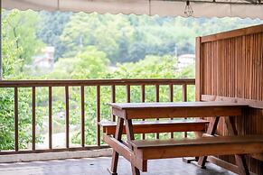 Gapyeong Bom Kids Gajok Spa Pension