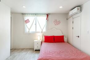 Gapyeong Bom Kids Gajok Spa Pension