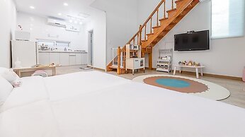 Gapyeong Bom Kids Gajok Spa Pension