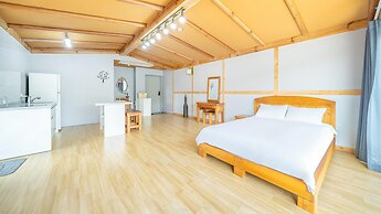 Gapyeong Garamseulki Pension