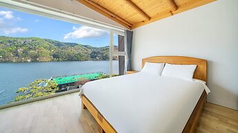 Gapyeong Garamseulki Pension