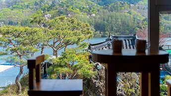 Gapyeong Garamseulki Pension