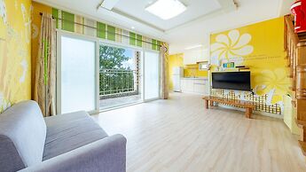 Tongyoung Blue House Spa Pension