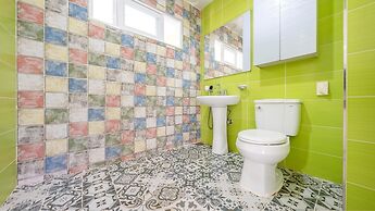 Tongyoung Blue House Spa Pension