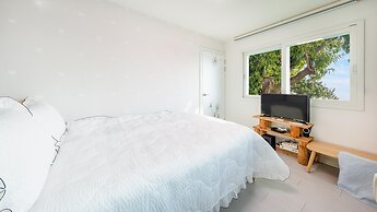 Tongyoung Blue House Spa Pension