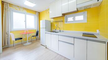 Tongyoung Blue House Spa Pension