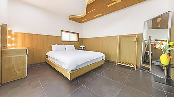 Gapyeong Rondavill Pension