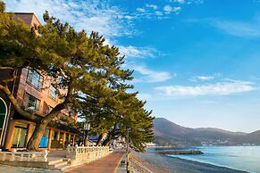 Geoje Big Sol Pension