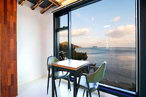 Geoje Big Sol Pension