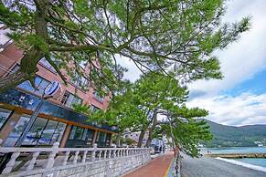 Geoje Big Sol Pension