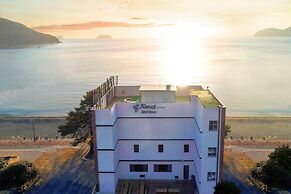 Geoje Big Sol Pension