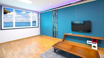 Geoje Big Sol Pension