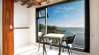 Geoje Big Sol Pension