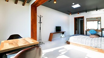 Geoje Big Sol Pension