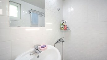 Gyeongju Wadamjung Hanok Pension