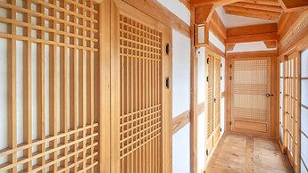 Gyeongju Wadamjung Hanok Pension
