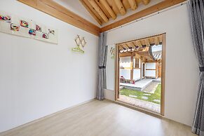 Gyeongju Wadamjung Hanok Pension