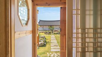 Gyeongju Wadamjung Hanok Pension