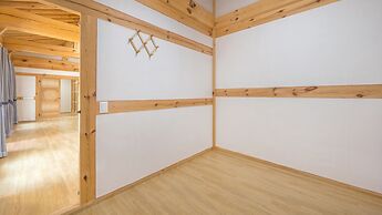 Gyeongju Wadamjung Hanok Pension