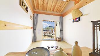 Gyeongju Wadamjung Hanok Pension