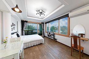 Gangneung Undukmaru Pension