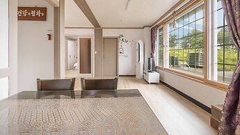 Gangneung Undukmaru Pension