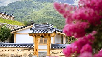 Gyeongju Hanokhotel Chunchugwan