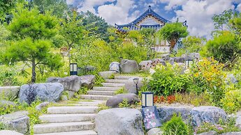 Gyeongju Hanokhotel Chunchugwan