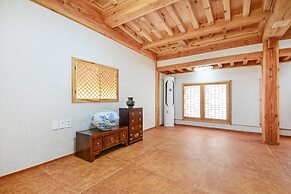 Gyeongju Hanokhotel Chunchugwan