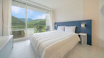 Gapyeong Rowa River View Pension