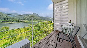 Gapyeong Rowa River View Pension