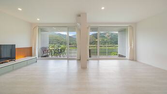 Gapyeong Rowa River View Pension
