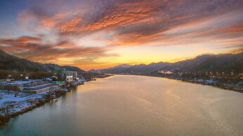 Gapyeong Rowa River View Pension