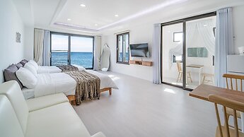 Gangneung The Ciel Spa Pension