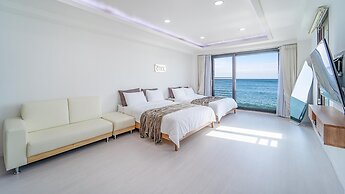 Gangneung The Ciel Spa Pension